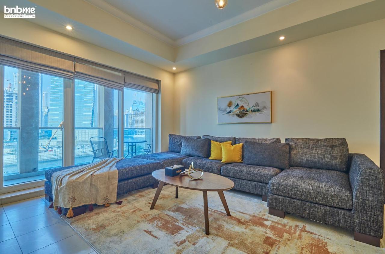 Appartamento Bnbme - Churchill Tower Dubai Esterno foto